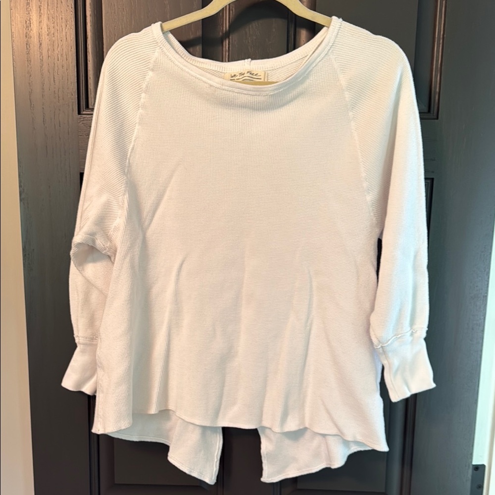 We The Free Asymmetrical White Cuffed Sleeve Sweatshirt